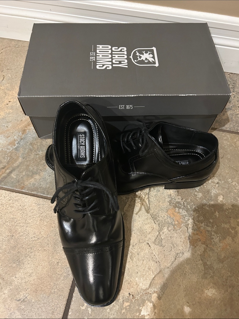 Stacy Adams Black Leather Cap-Toe Lace-Up Oxfords